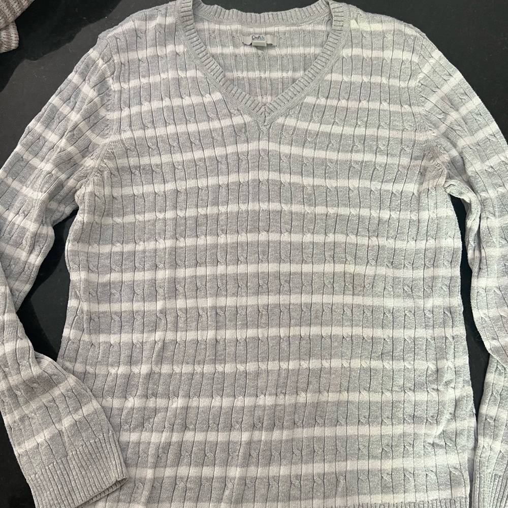 Croft & Barrow Light weight sweeter, light gray with white strips